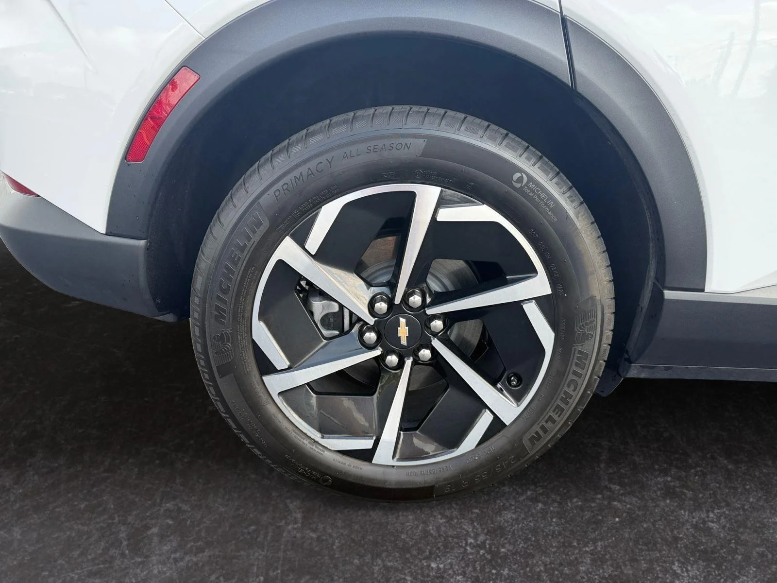 Used 2026 Summit White Chevrolet LT1 w/PCY image 27
