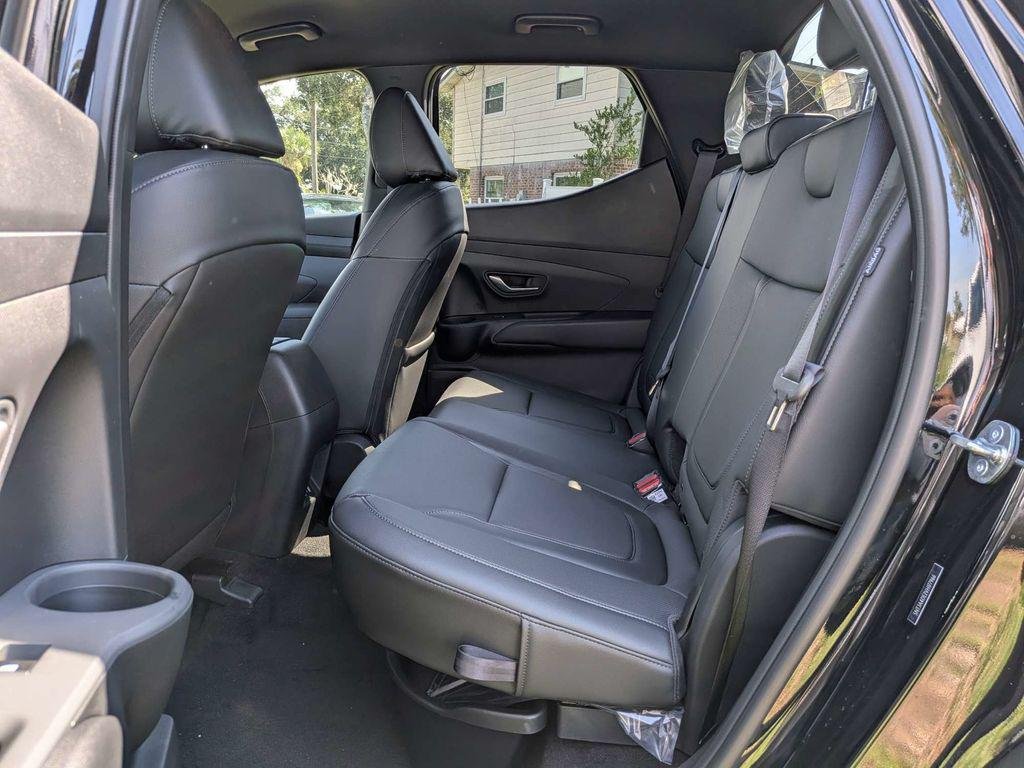 New 2027 Black Hyundai SE FWD image 14