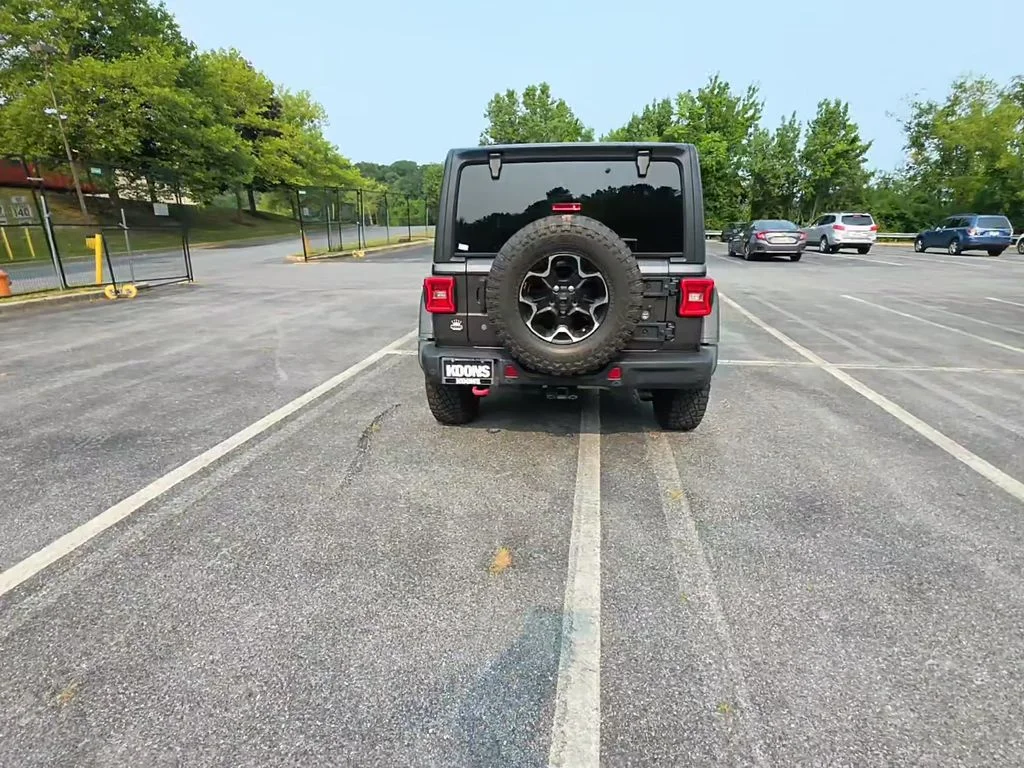 Certified Used 2020 Gray Jeep Unlimited Rubicon image 7