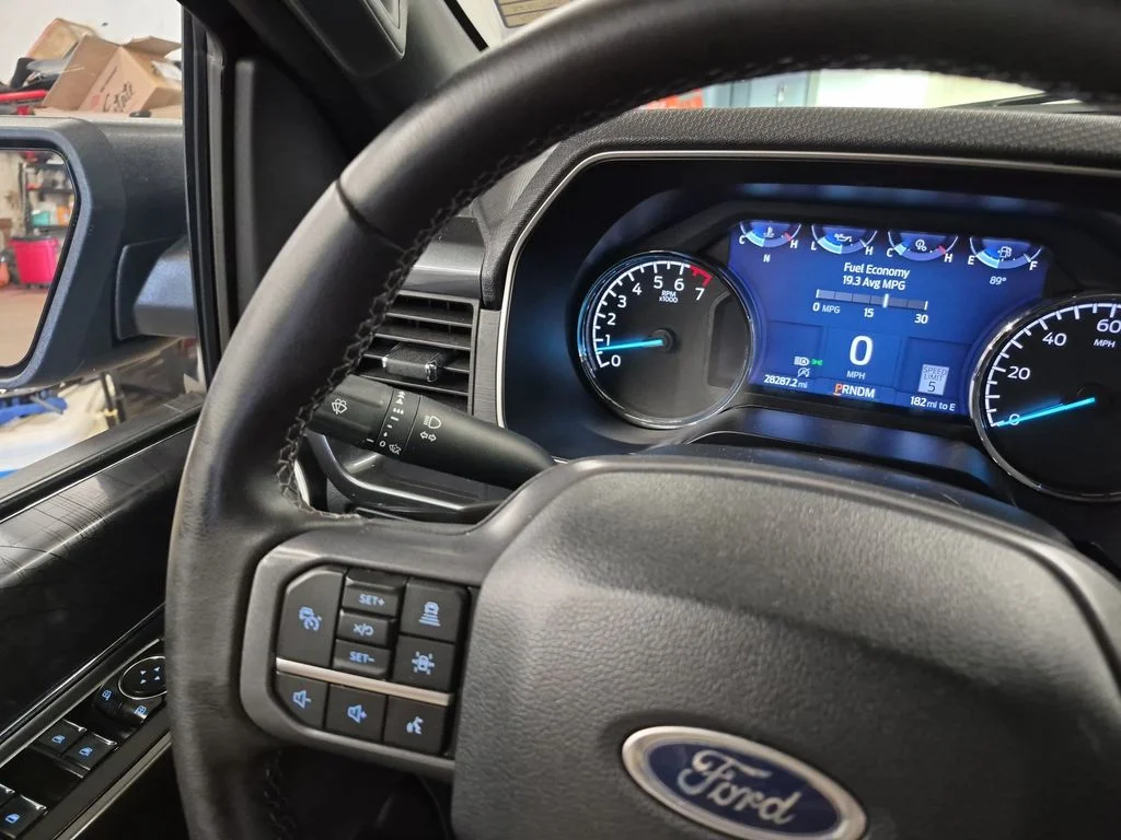 Certified Used 2023 Gray Metallic Ford XLT image 28