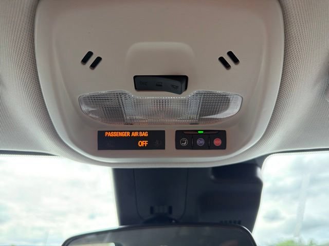 Used 2026 Summit White Chevrolet LT image 30