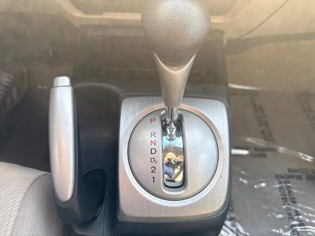 Used 2011 Silver Honda LX image 11