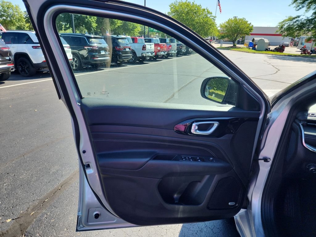 Used 2024 Silver Jeep Limited image 23