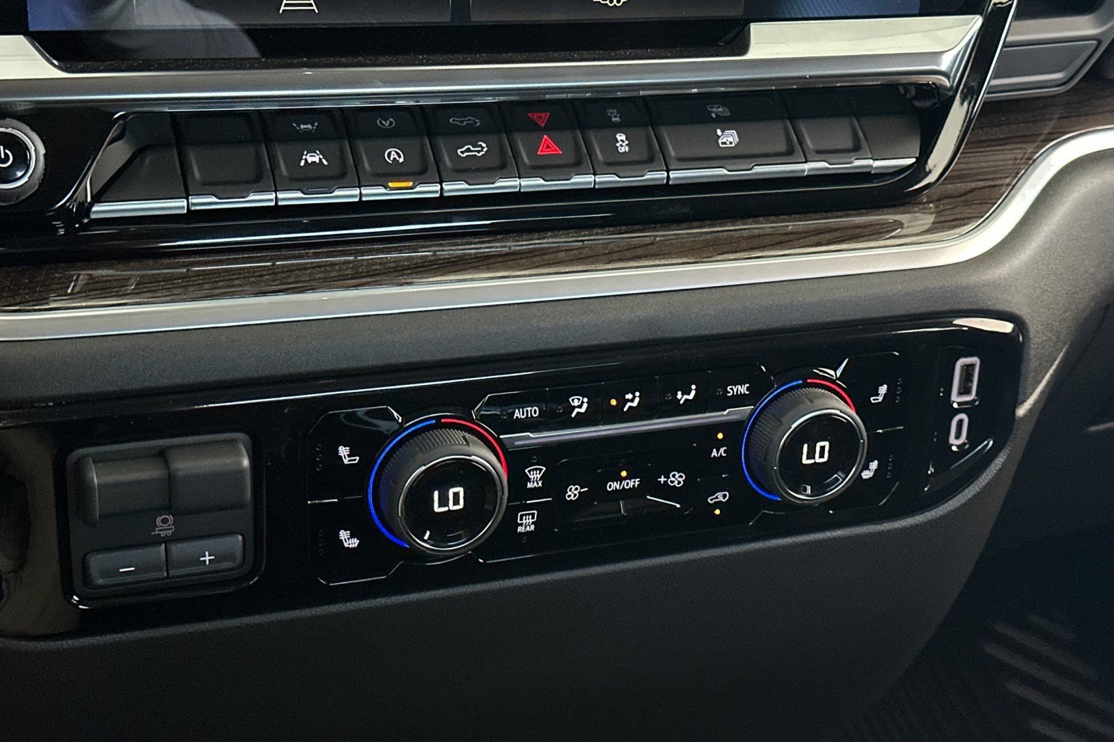 2026 Chevrolet Silverado 1500 LT - Photo 20
