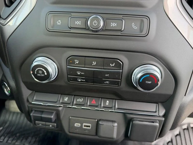 2025 GMC Sierra 2500HD Pro - Photo 11