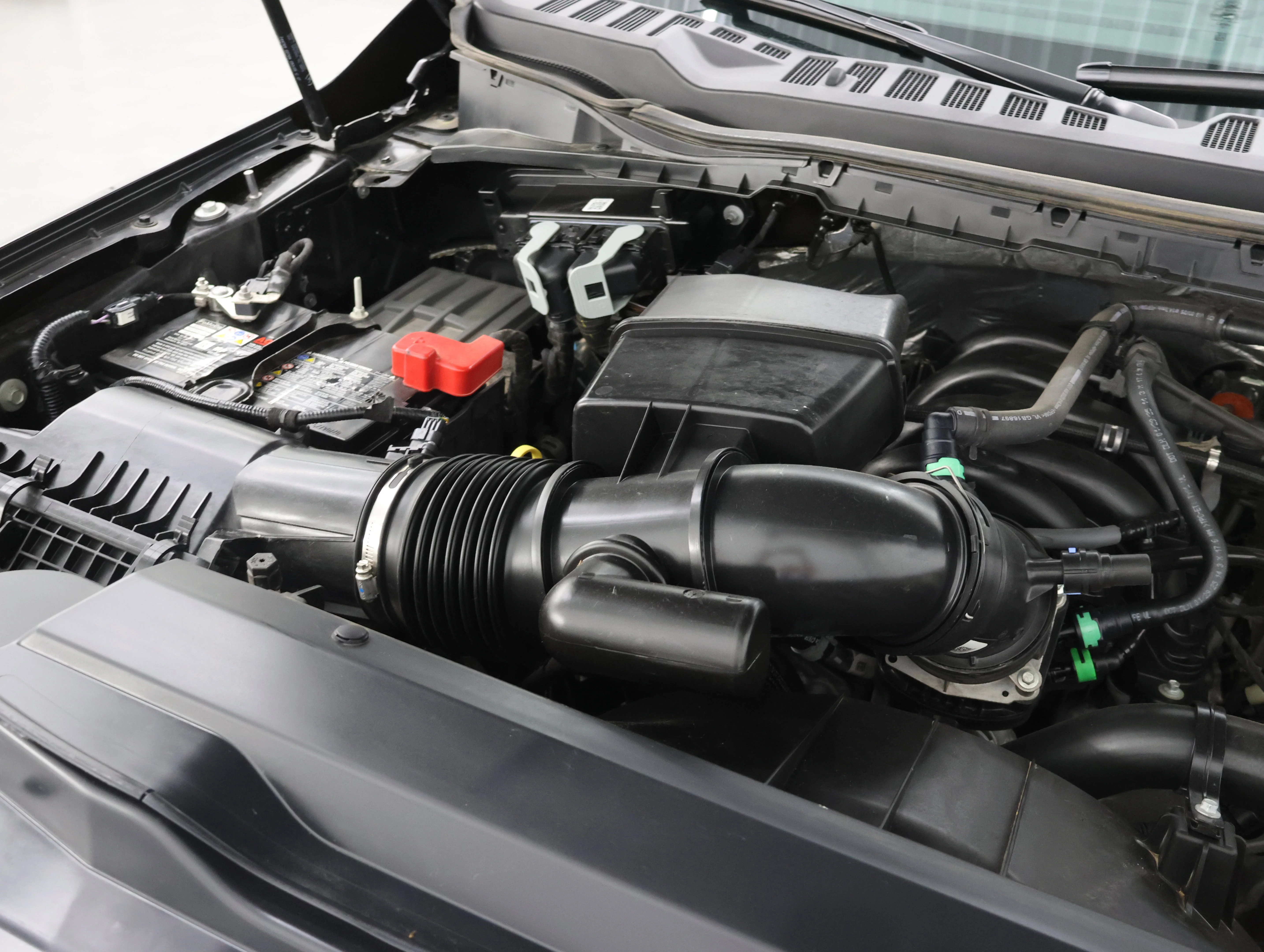 2025 Ford F-350 Super Duty XLT - Photo 17