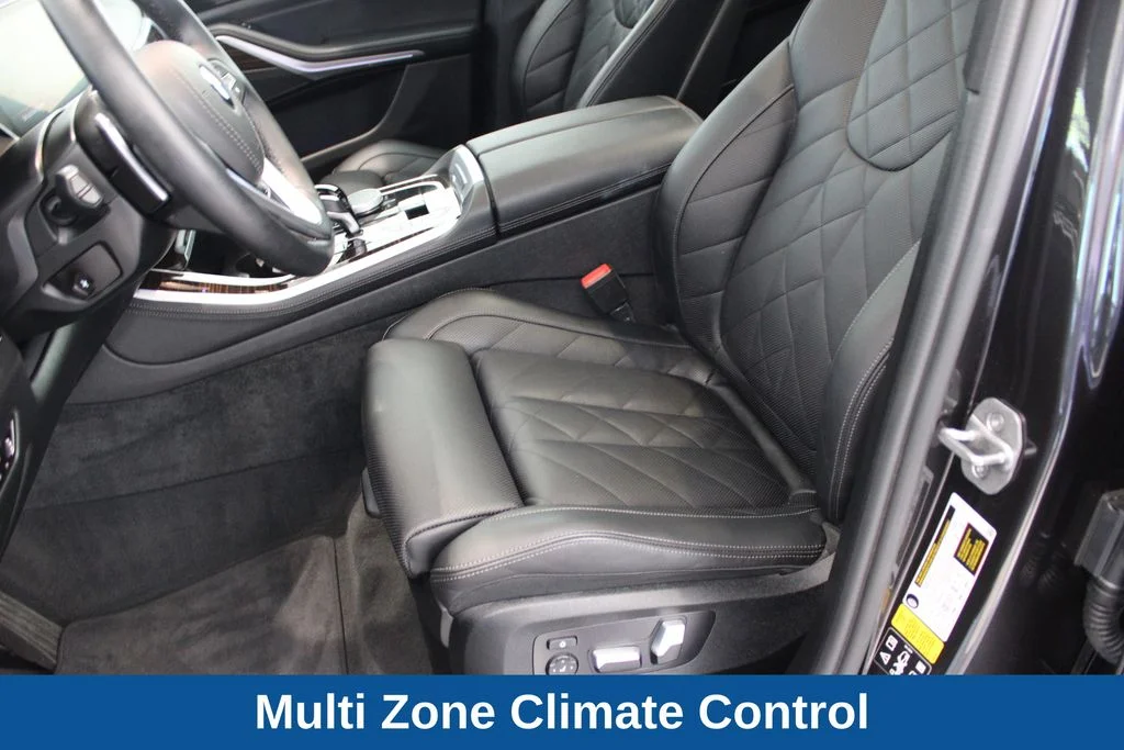 Used 2023 Gray BMW xDrive40i image 11
