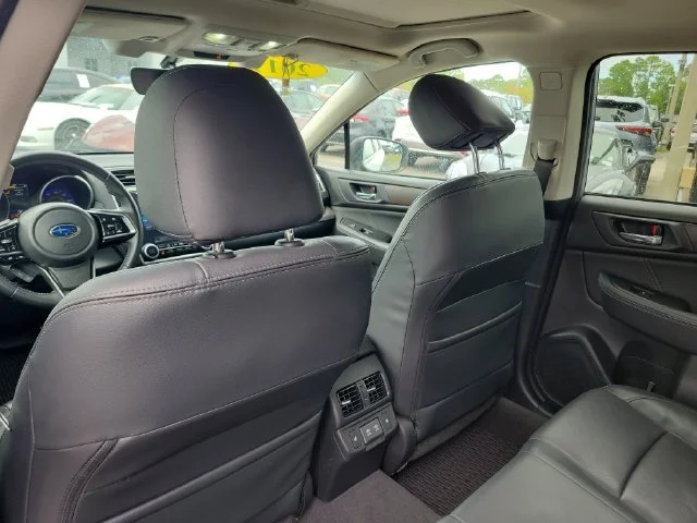 2019 Subaru Outback Limited - Photo 19
