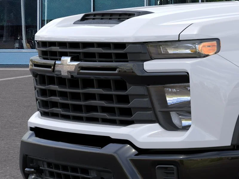 New 2026 Summit White Chevrolet Work Truck image 13