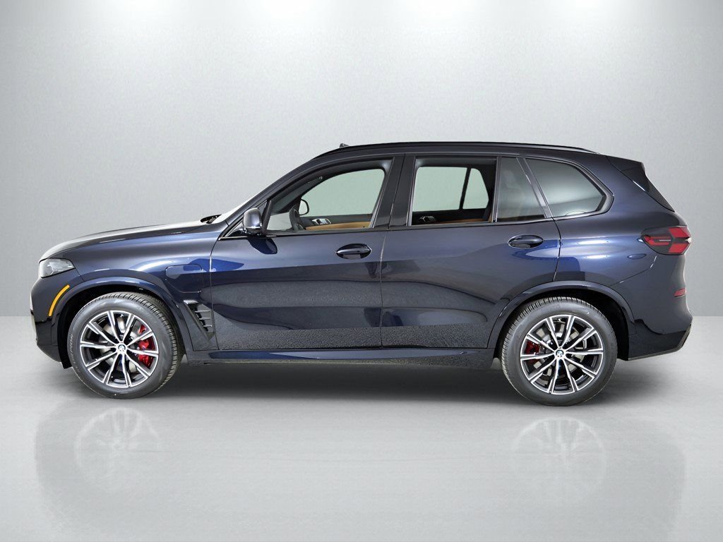 Used 2026 Carbon Black Metallic BMW xDrive50e image 16