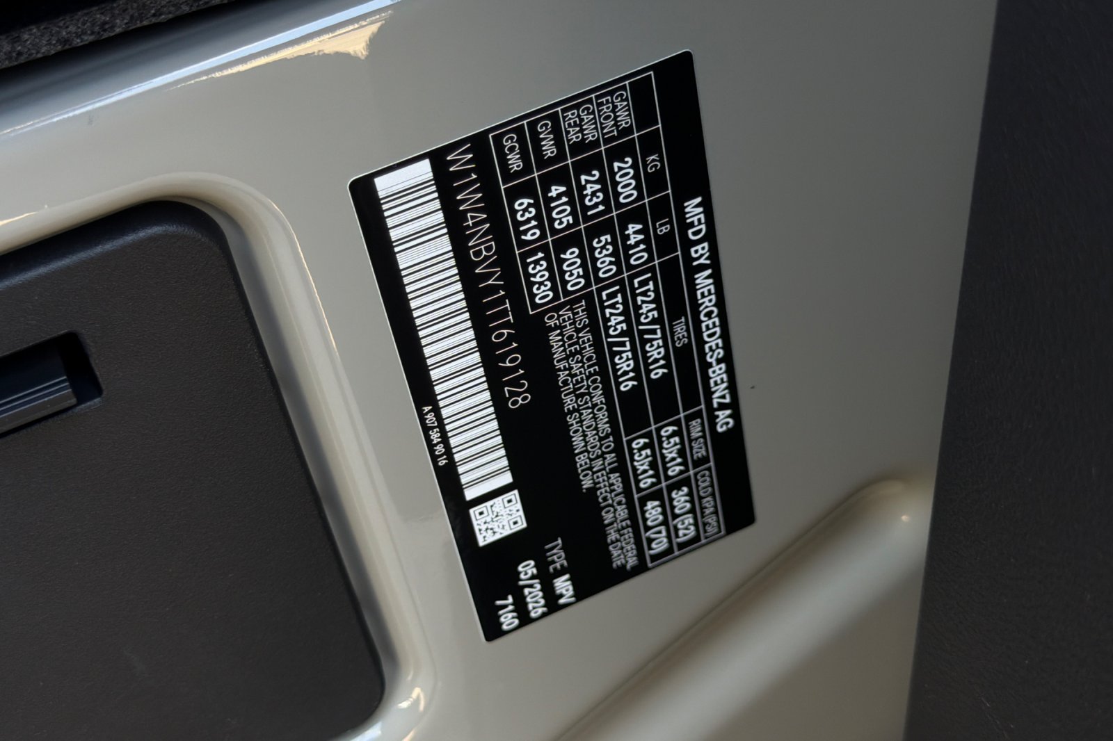 New 2026 Stone Gray Mercedes-Benz Crew 144 WB image 35