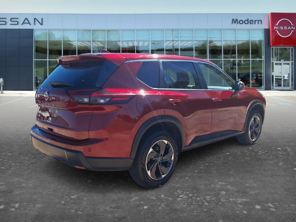 Certified Used 2025 Scarlet Ember Tintcoat Nissan SV image 5