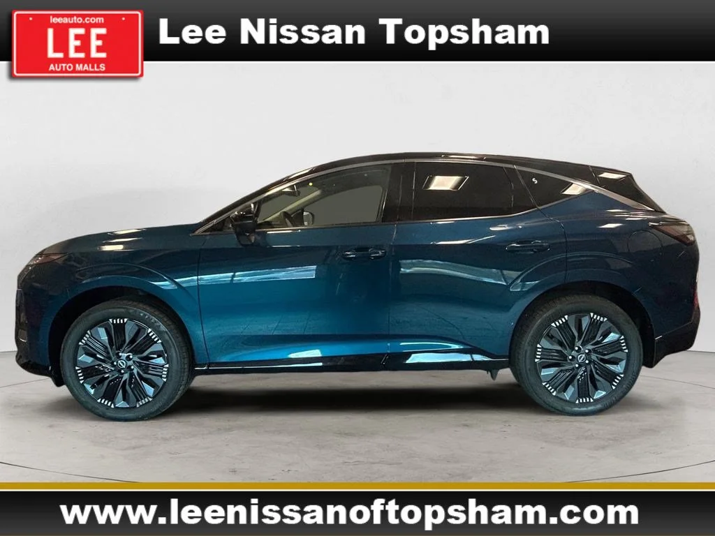 New 2026 Aurora Blue Pearl Metallic/Super Black Nissan Platinum image 2