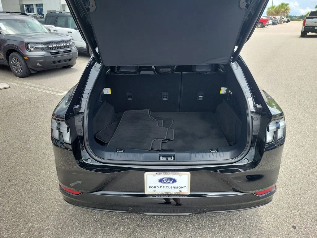 Used 2025 Black Ford Premium image 8