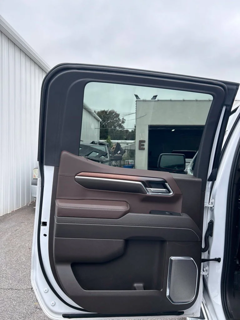 Used 2025 White GMC Denali image 14