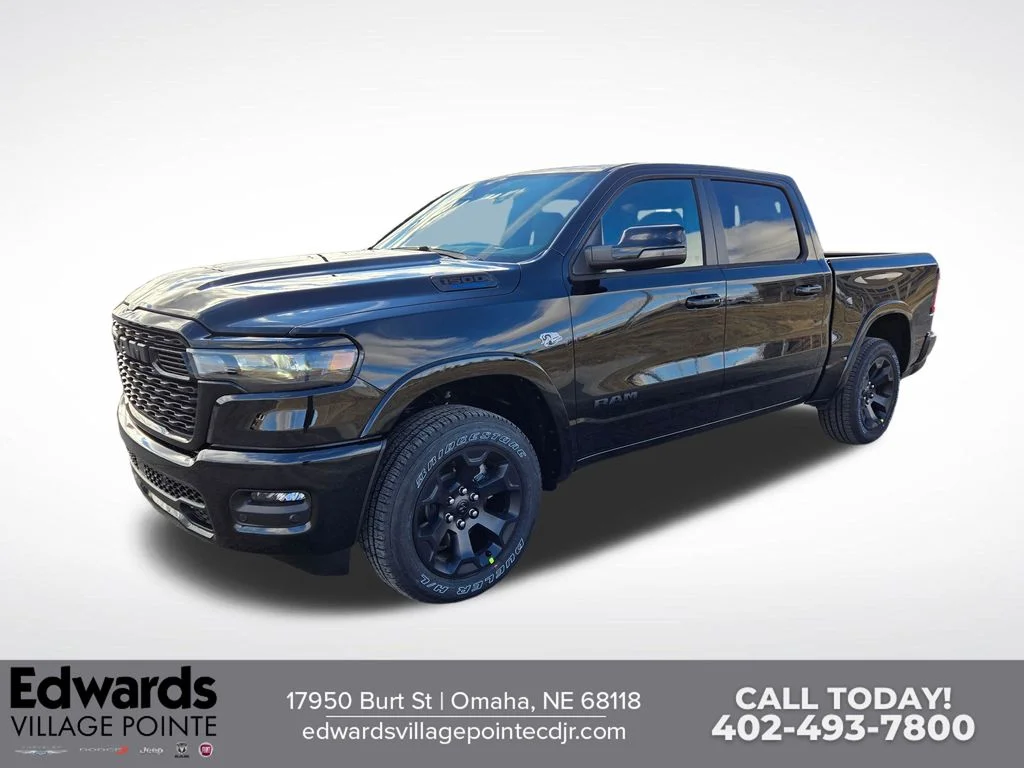 New 2026 Diamond Black Crystal Pearl-Coat Exterior Paint RAM Big Horn/Lone Star image 7