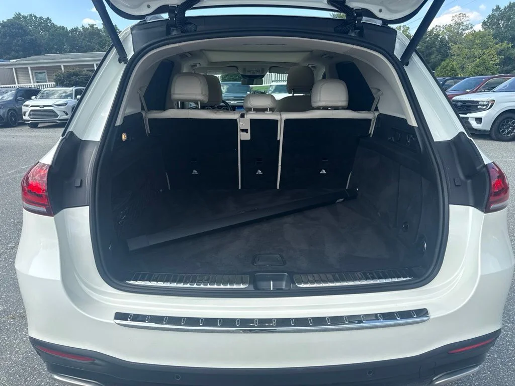 Used 2023 White Mercedes-Benz GLE 580 image 26