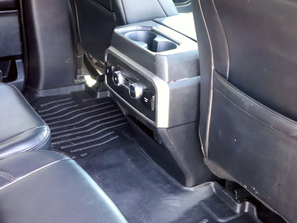 2021 Ford Expedition XLT - Photo 24