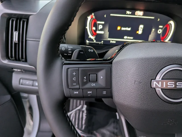 New 2026 Everest White Pearl TriCoat Nissan SL image 25