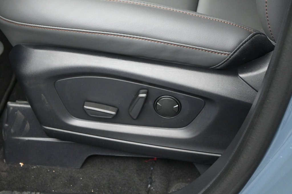 New 2026 Vapor Blue Metallic Ford Active image 9
