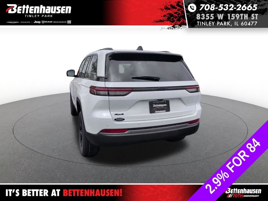 New 2026 Bright White Clearcoat Jeep Altitude image 10