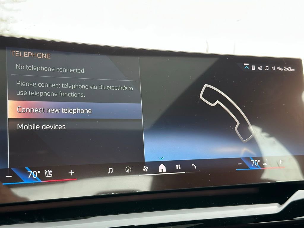 New 2026 Mineral White Metallic BMW 530i xDrive image 35