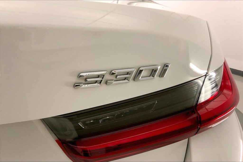 Certified Used 2024 Alpine White BMW  image 7