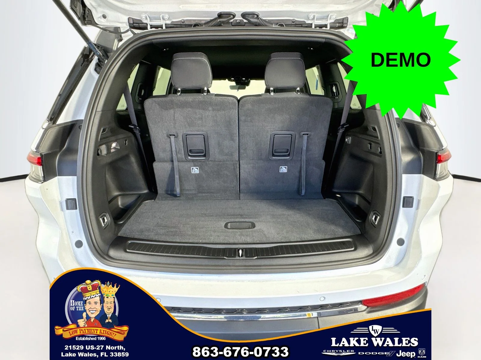 New 2026 Bright White Clearcoat Jeep Laredo image 24