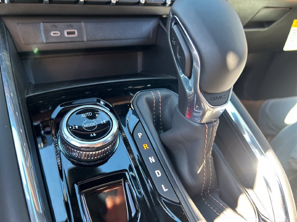 2026 GMC Canyon AT4 - Photo 52