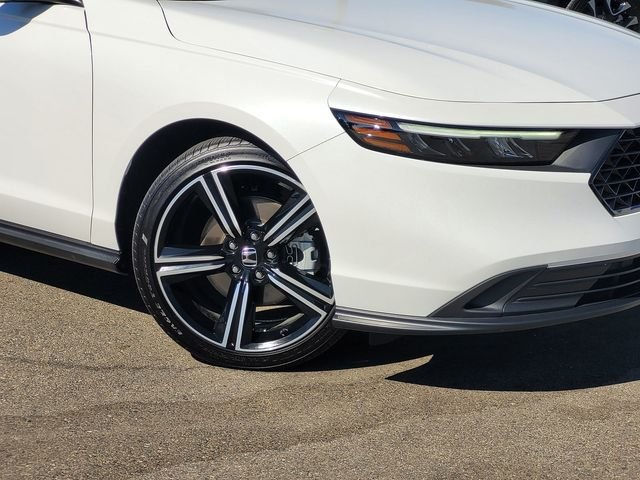 Used 2025 White Honda Sport image 9