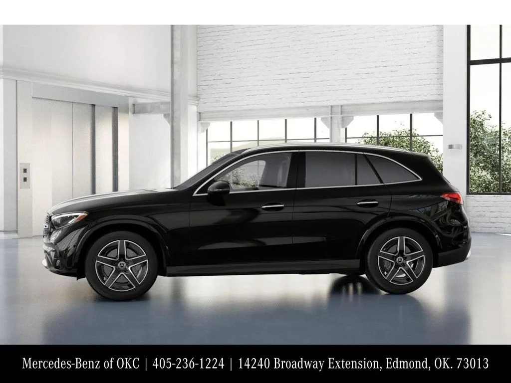 Used 2026 Black Mercedes-Benz GLC 300 image 35