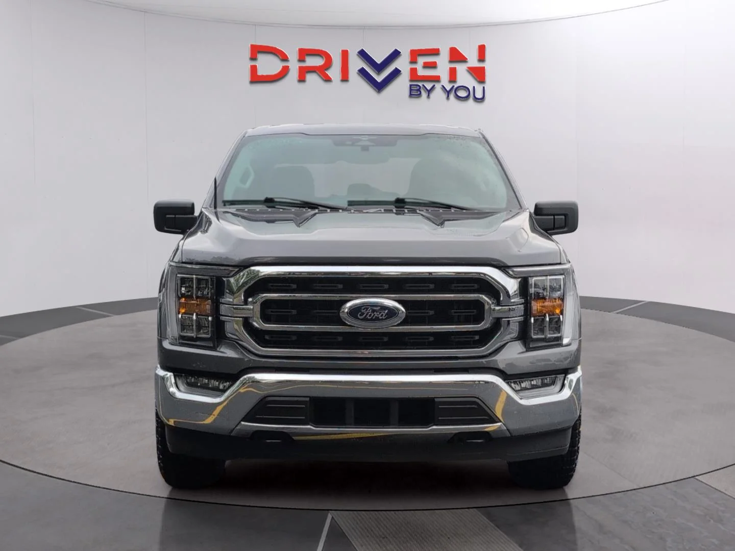Used 2023 Carbonized Gray Ford XLT image 9