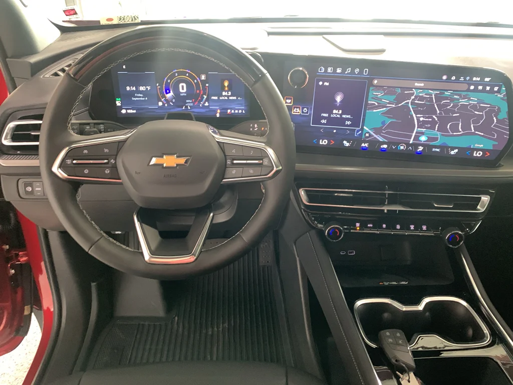2027 Chevrolet Traverse LT - Photo 18