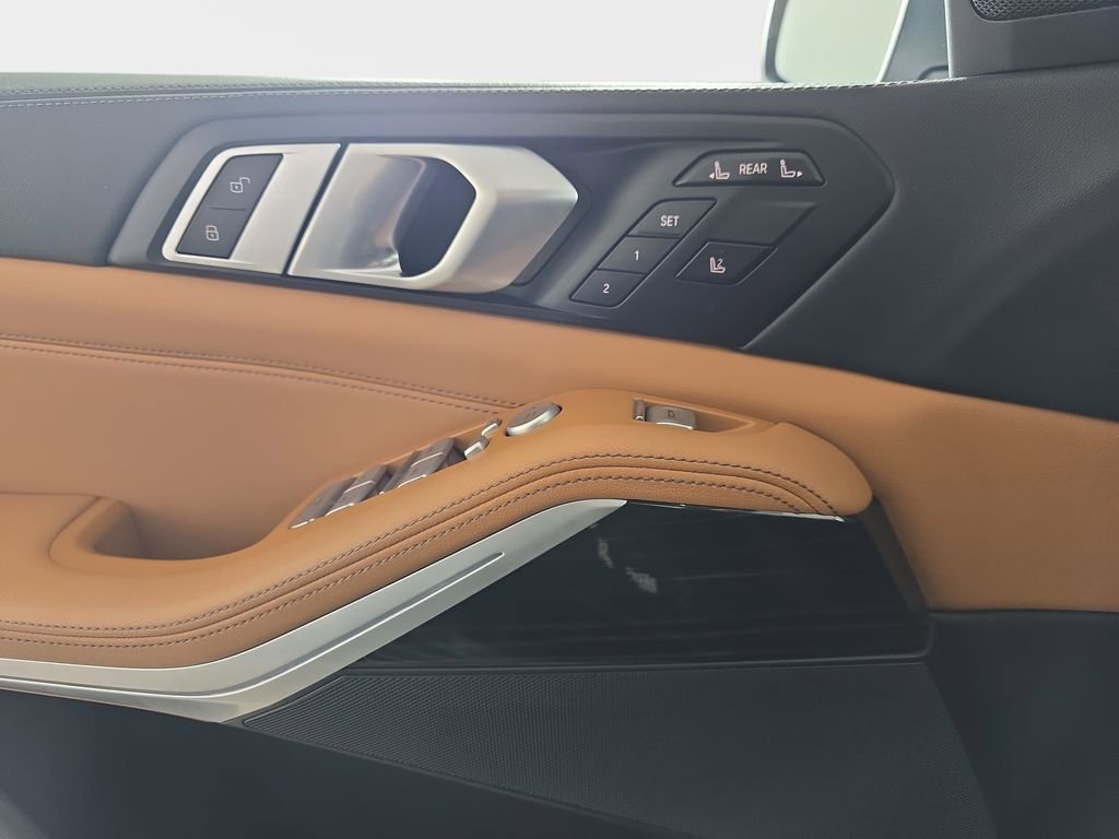 2023 BMW X7 40i - Photo 32