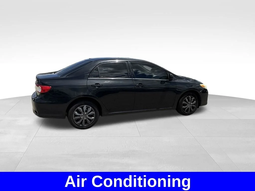 Used 2013 Black Toyota LE image 6