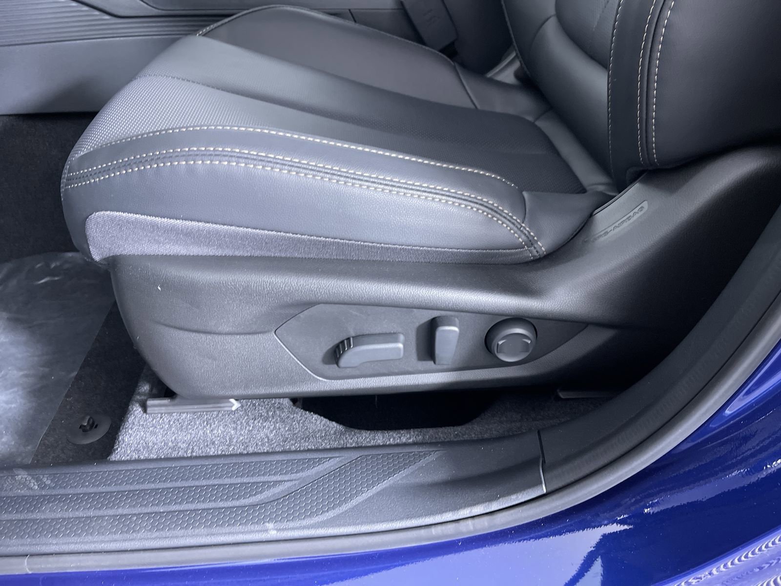 New 2026 SAPPHIRE BLUE PEARL Subaru Limited XT image 12