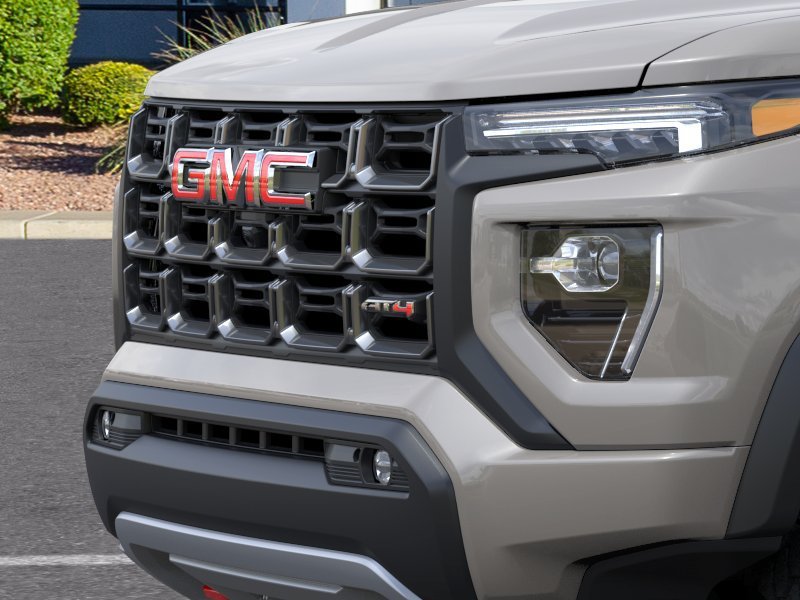 2026 GMC Canyon AT4 - Photo 13