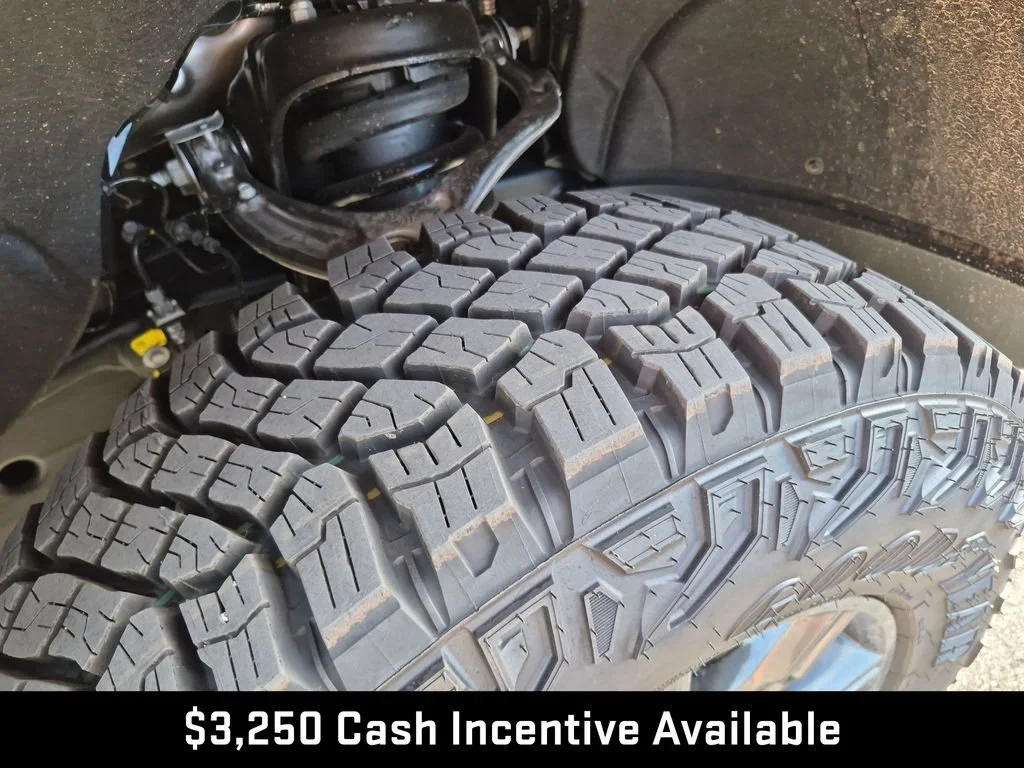 2026 GMC Sierra 1500 AT4X - Photo 17