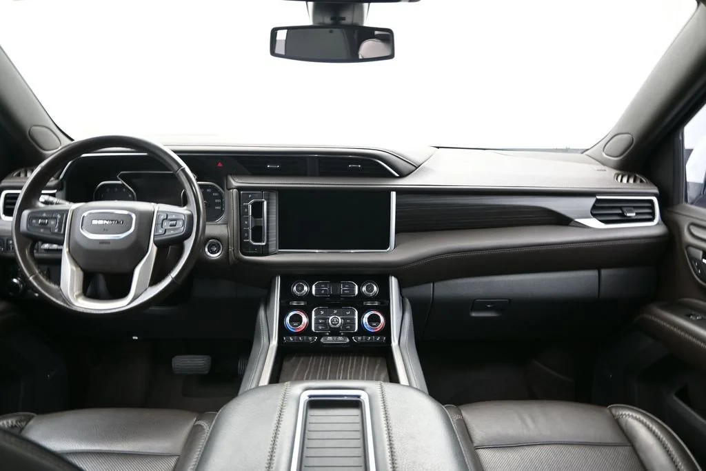 Used 2021 White GMC Denali image 26