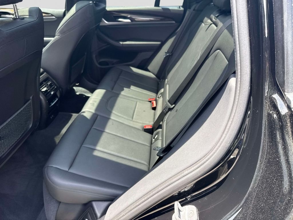 Used 2020 Black BMW xDrive30i image 14