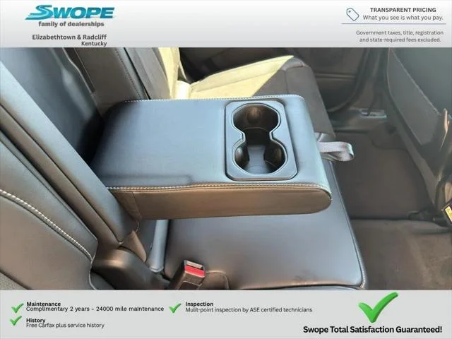 New 2026 Bright White Clear-Coat Exterior Paint Jeep Laredo image 11