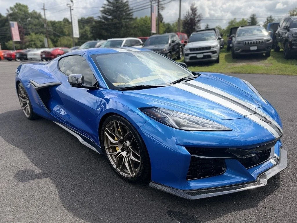 Used 2024 Riptide Blue Metallic Chevrolet 2dr Z06 Coupe w/3LZ w/ Spider Tech Wheels & Front Lift image 2