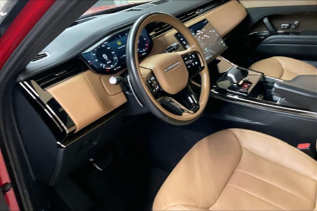 Used 2024 Red Land Rover Dynamic SE image 22