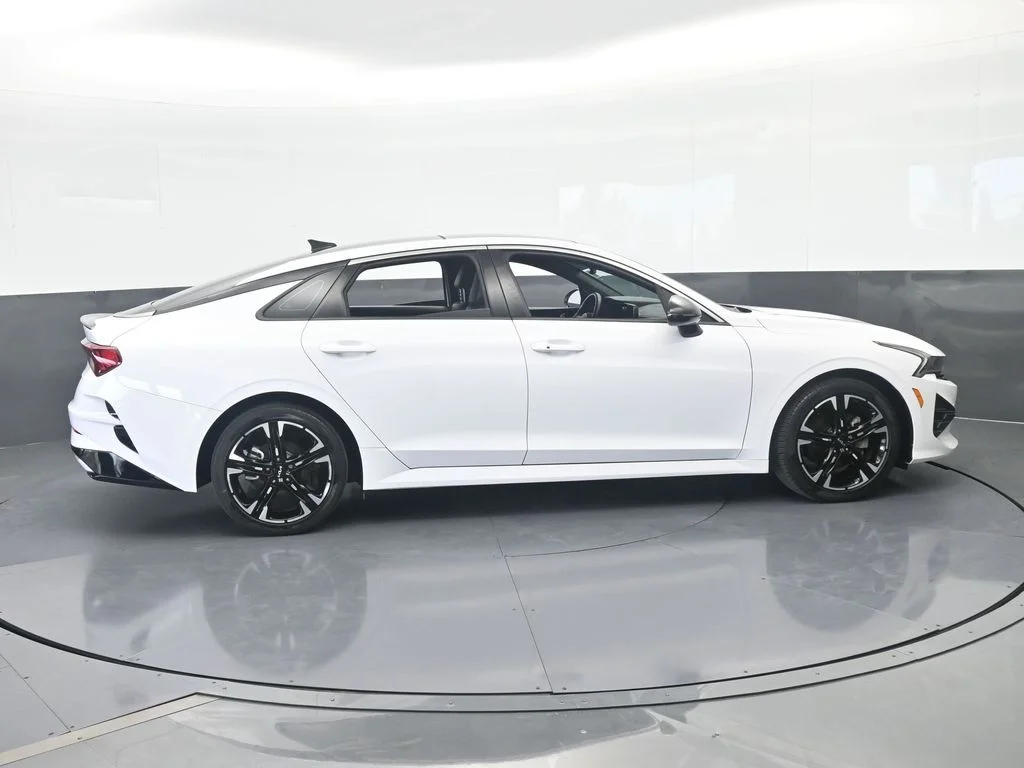 Used 2023 Glacial White Pearl Kia GT-Line image 6