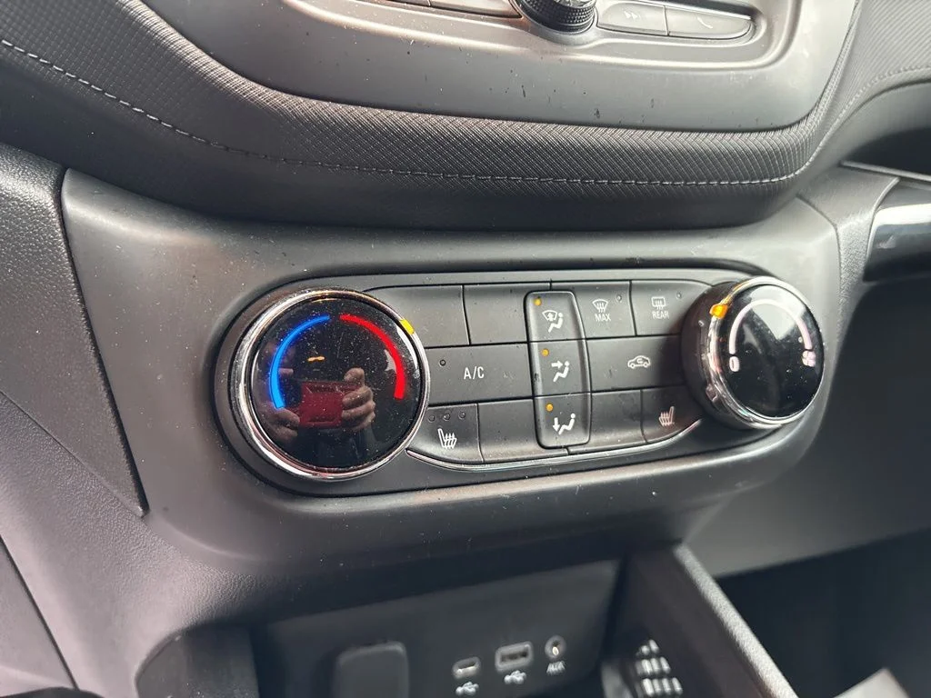 Used 2021 Black Chevrolet LT image 19
