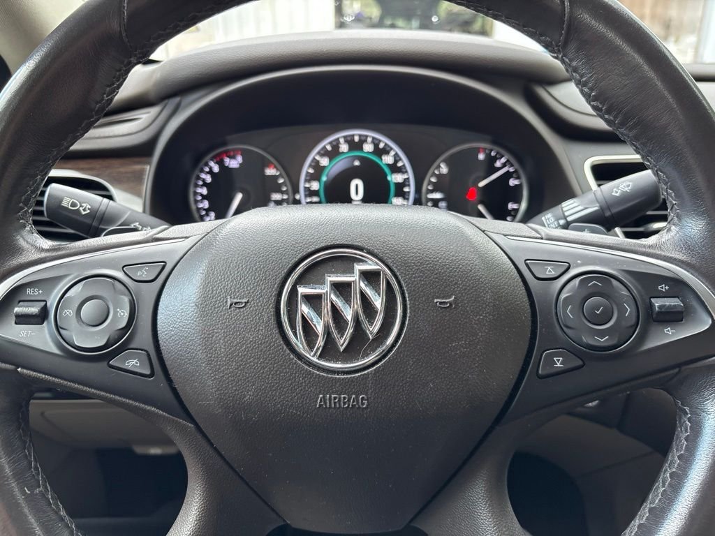 Used 2017 Red Buick Essence image 13