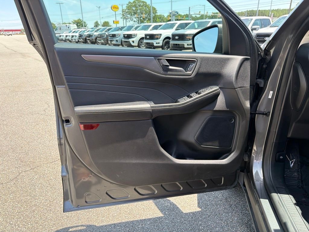 Certified Used 2023 Carbonized Gray Metallic Ford Active image 14