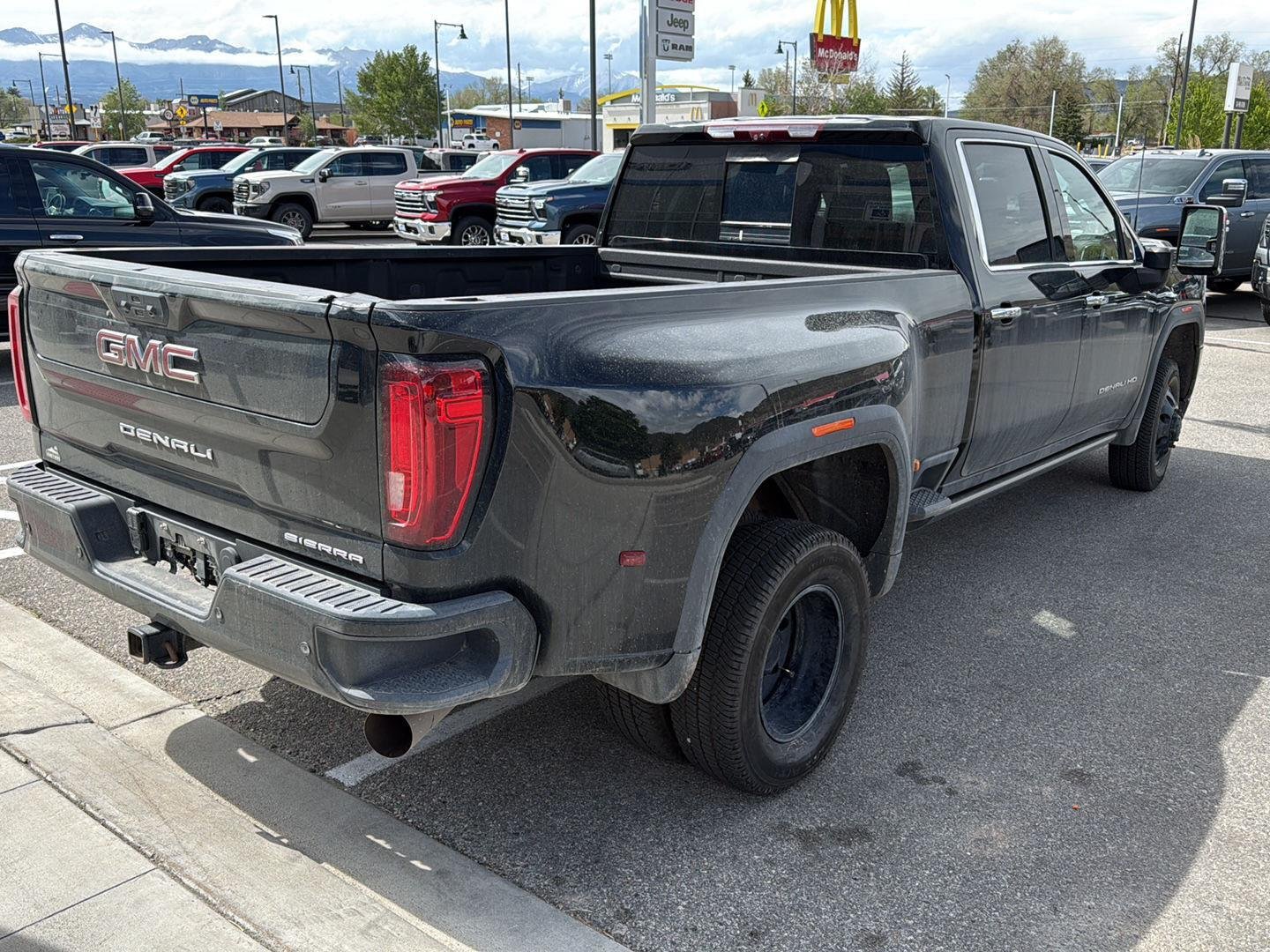 Used 2023 Onyx Black GMC Denali DRW image 3