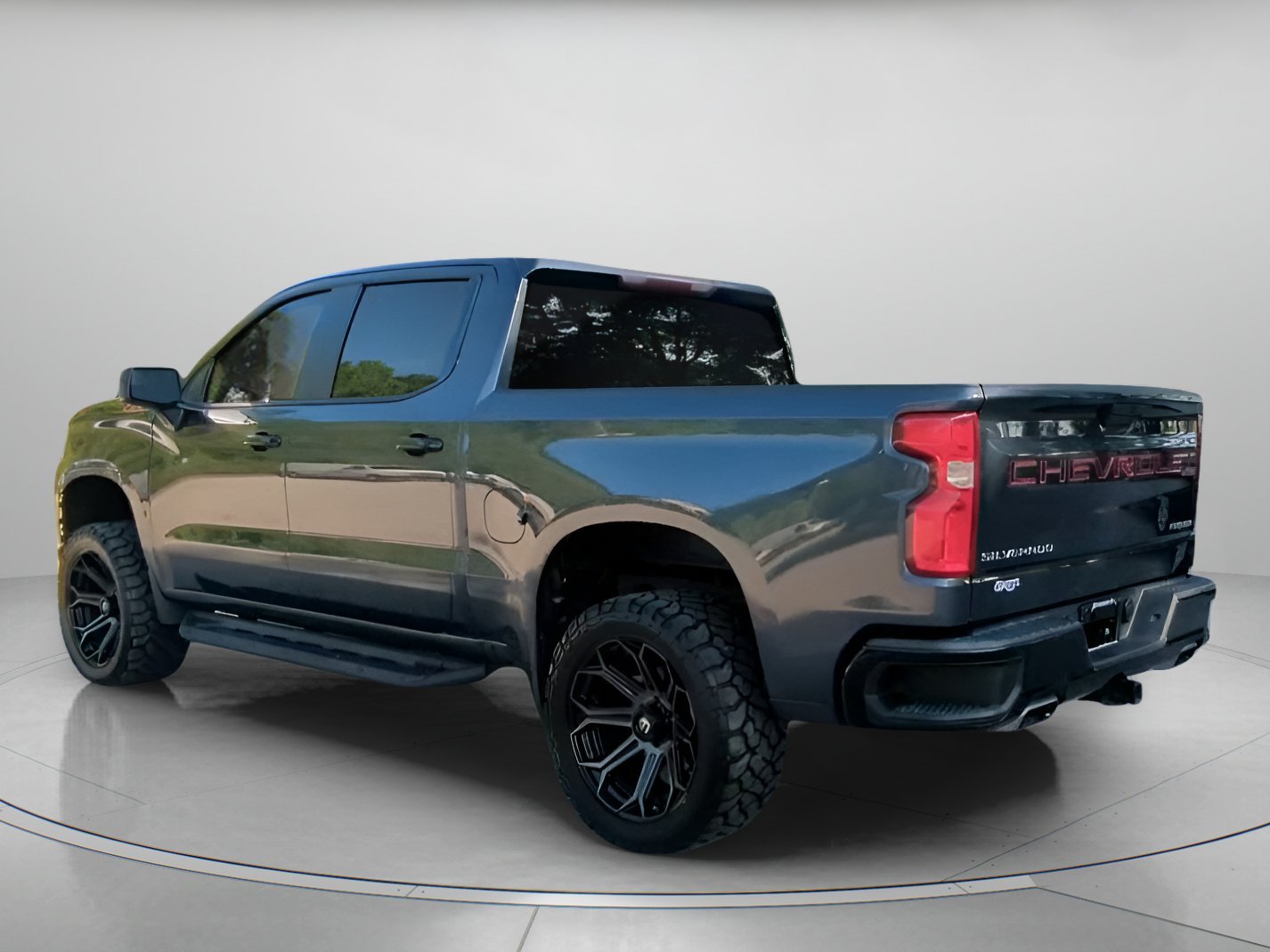 Certified Used 2019 Shadow Gray Metallic Chevrolet Custom Trail Boss Crew Cab Pickup image 19