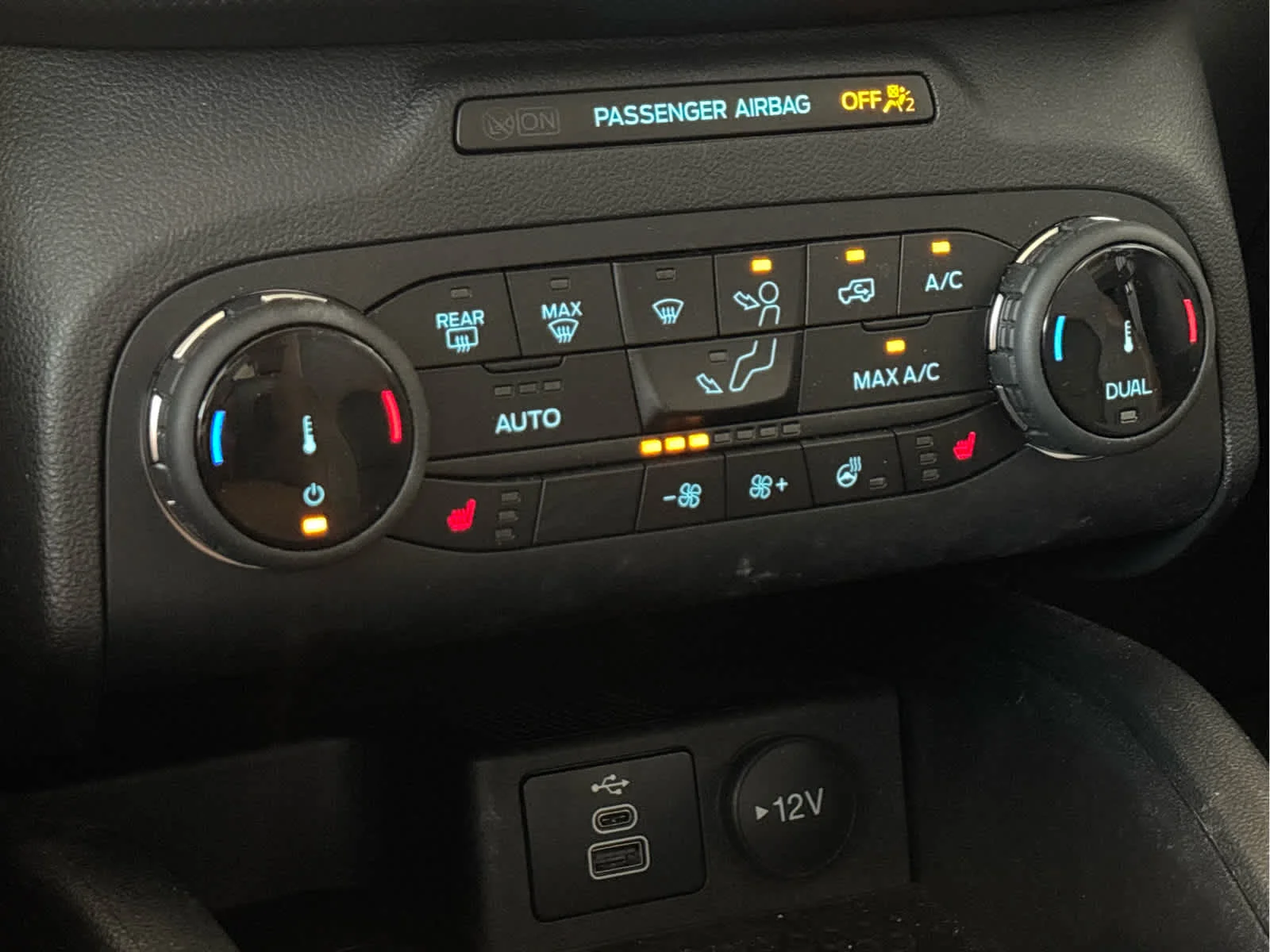 Used 2024  Ford Outer Banks image 21